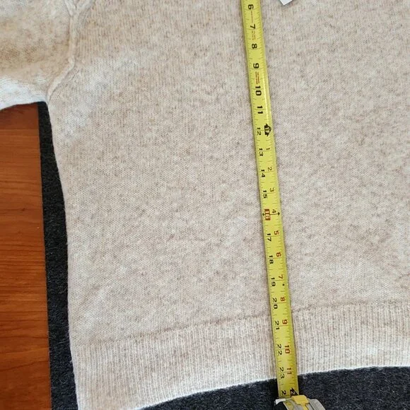 NWT - J Crew Oatmeal color sweater Size Label M,  Fit oversized or large - Picture 7 of 13